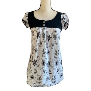 Charlotte Russe lightweight linen floral embroidered shift blouse top size Large